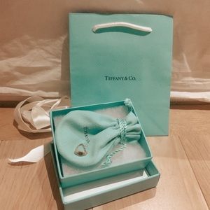 Tiffany & co Tiffany T chain ring in 18k rose gold